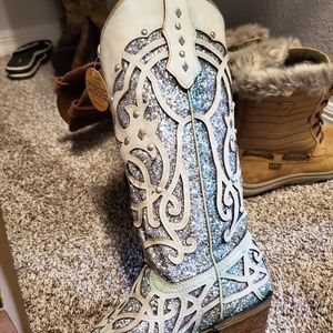 Corral boots brand new